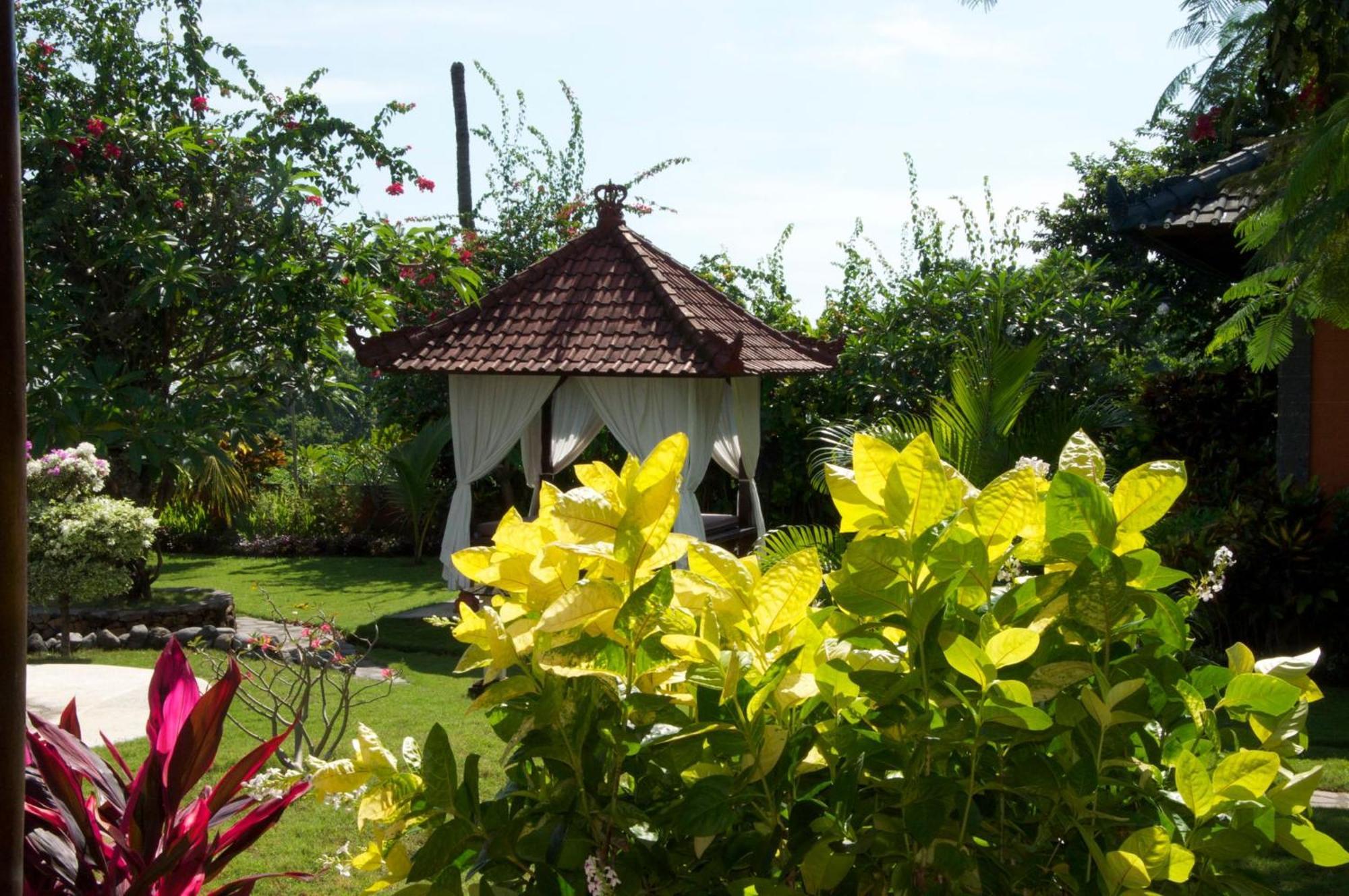 Villa Bali Pondok Jepang Lovina Beach Extérieur photo