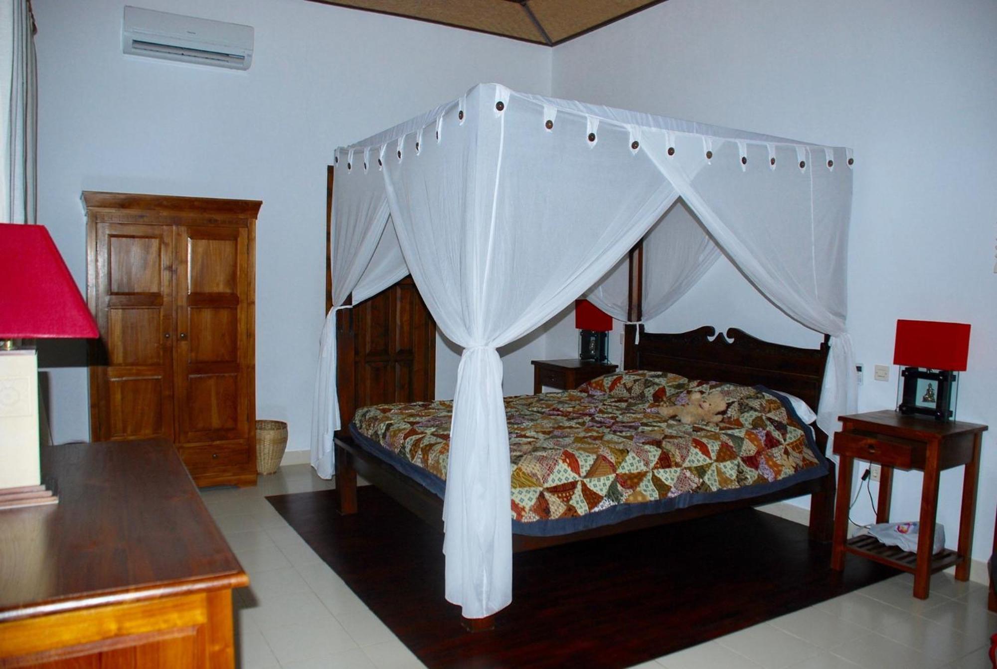 Villa Bali Pondok Jepang Lovina Beach Extérieur photo