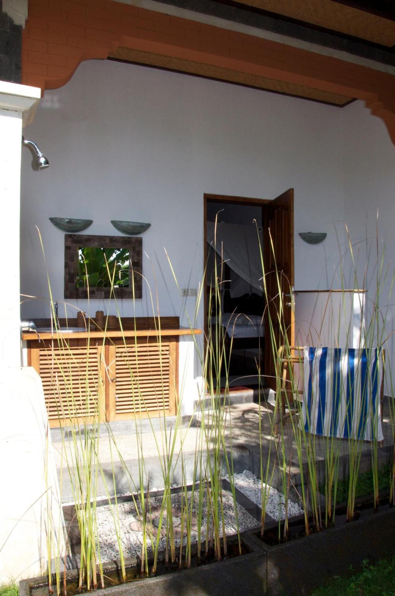 Villa Bali Pondok Jepang Lovina Beach Extérieur photo